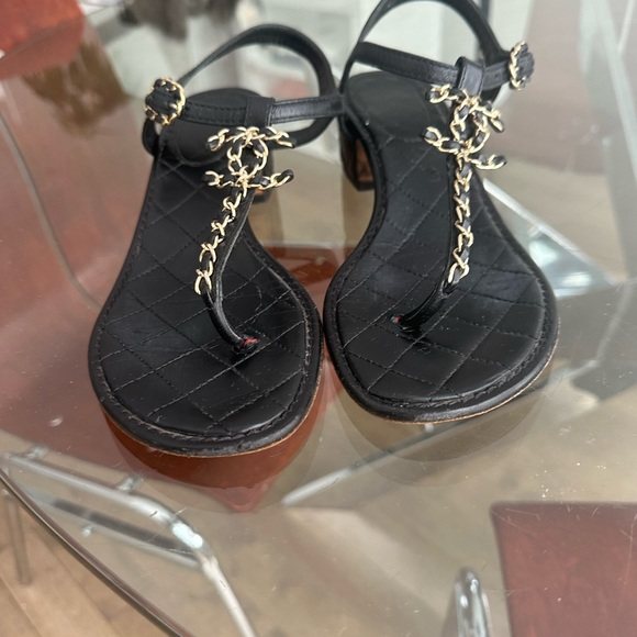 Chanel sandals in very good condition, 38 size - Picture 2 of 5